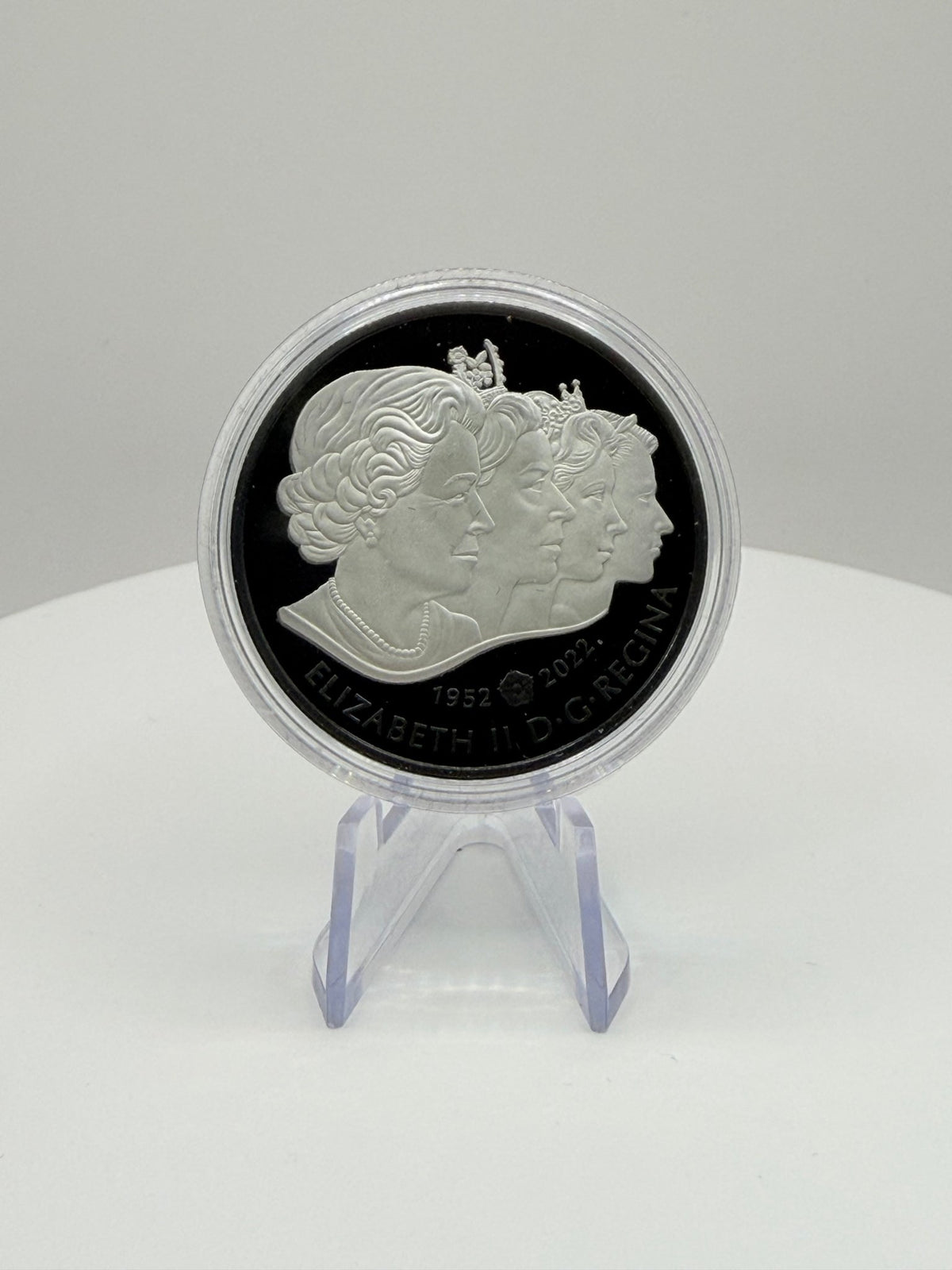 2022 Canada $20 Queen Elizabeth II’s Royal Cypher 1 oz Pure Silver Coin (Black Rhodium Plated) - MMmetalsandmore